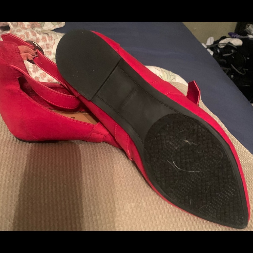 Shoes - Picture 3 of 3